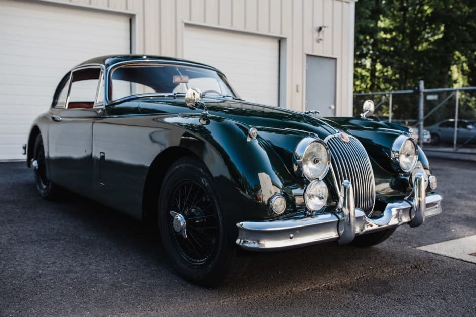 1960 Jaguar XK150 sold for $55,000