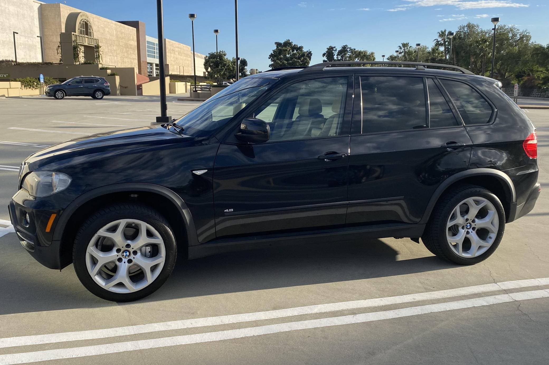 2008 BMW X5 sold for $7,400