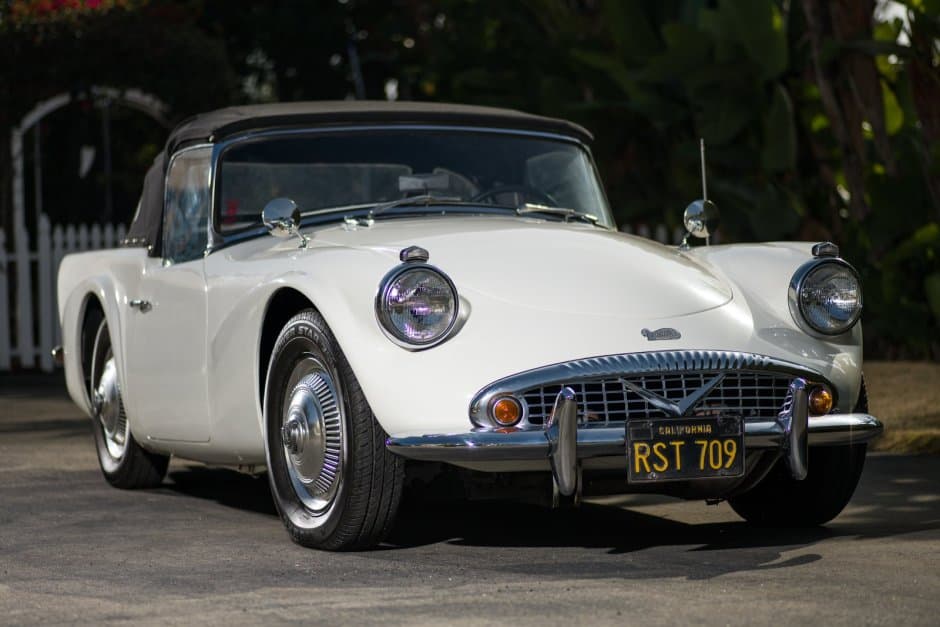 1962 Daimler SP250 sold for $44,900