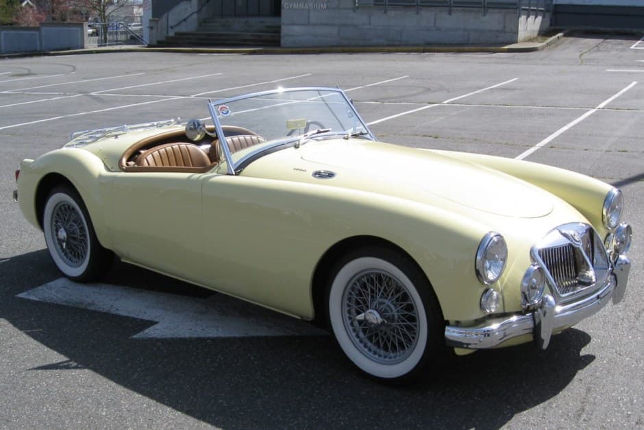 1961 MG MGA sold for $37,000