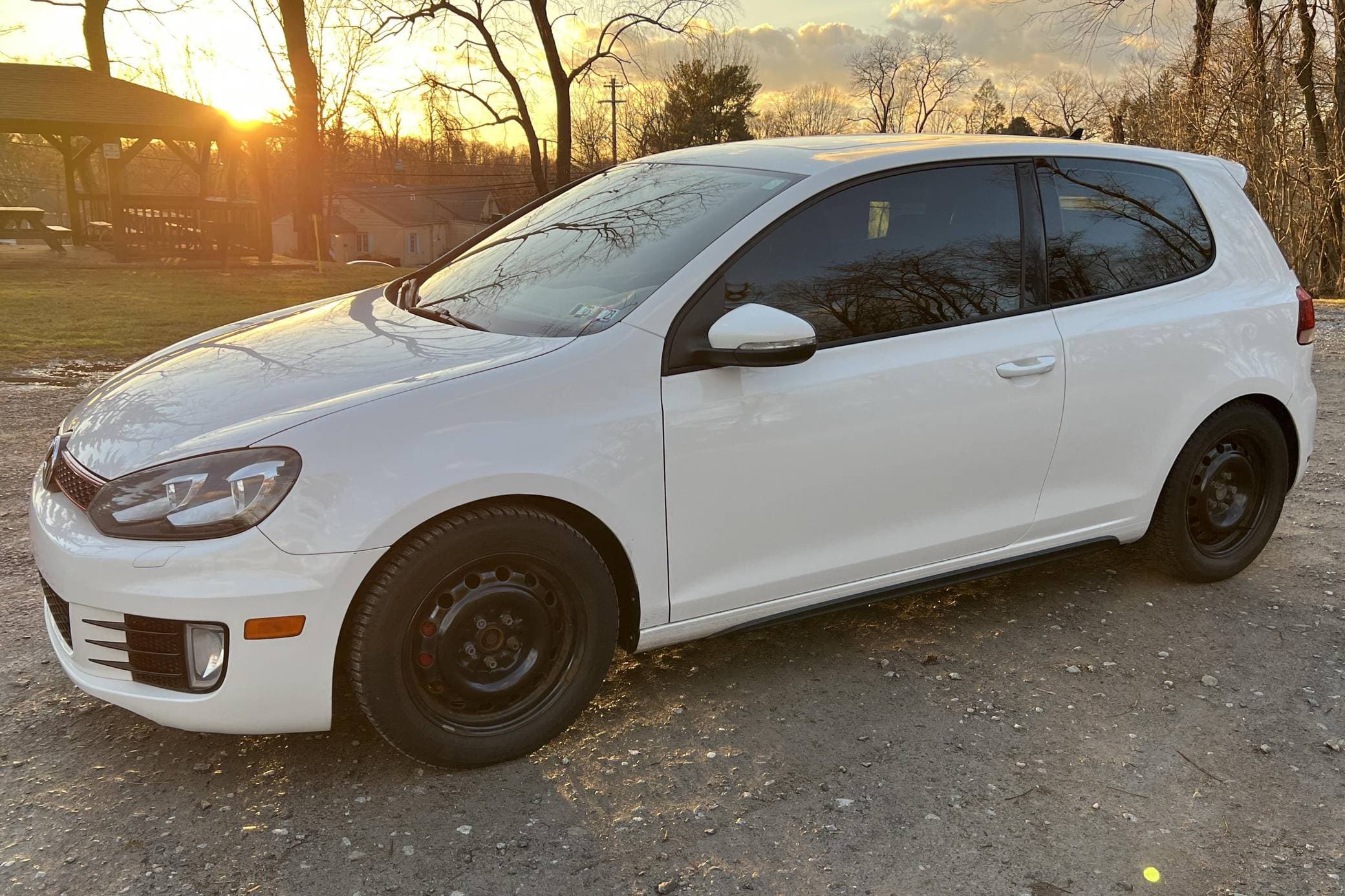 2012 Volkswagen Mk6 GTI sold for $9,199
