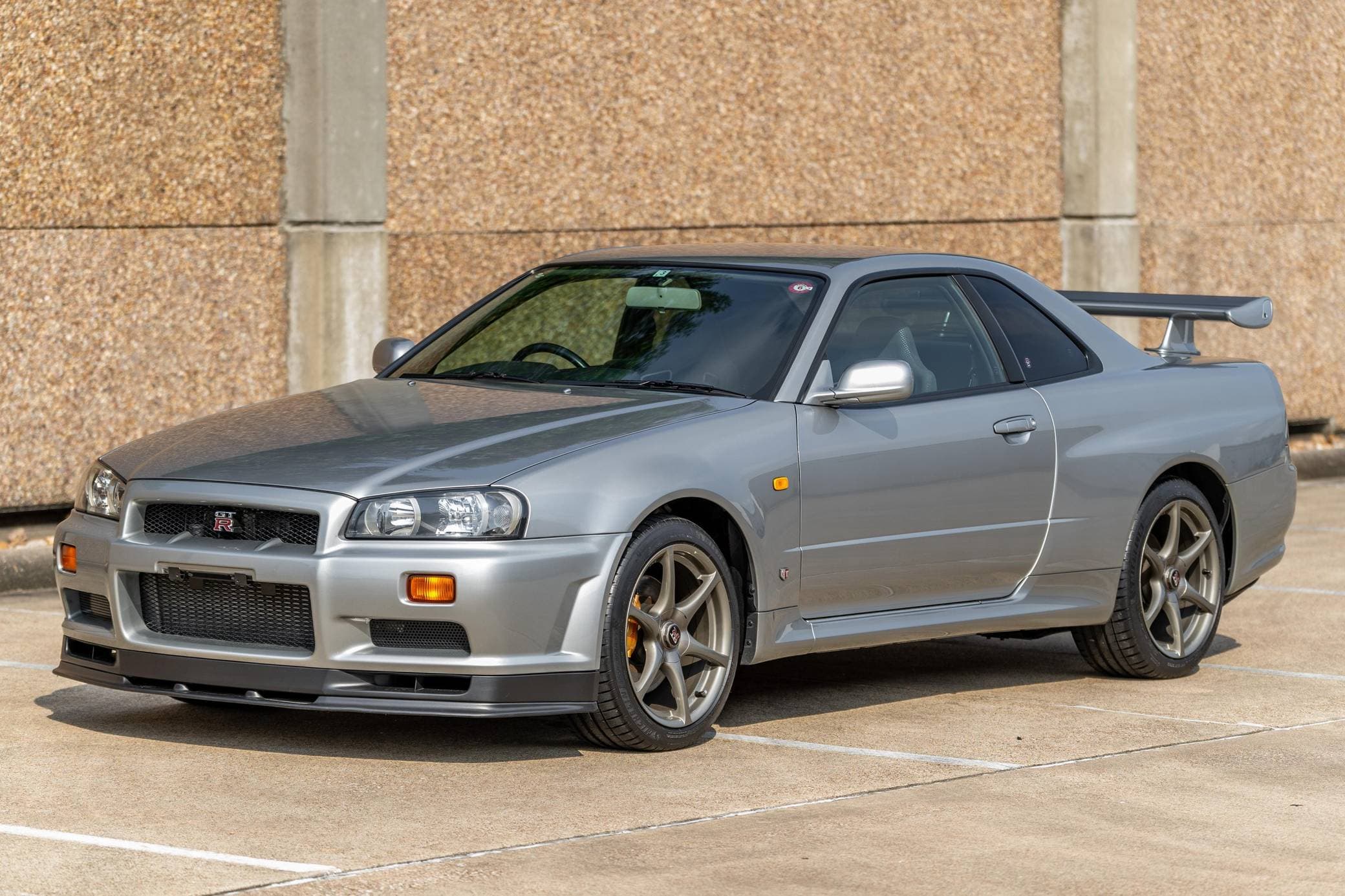 1999 Nissan R34 Skyline sold for $180,000