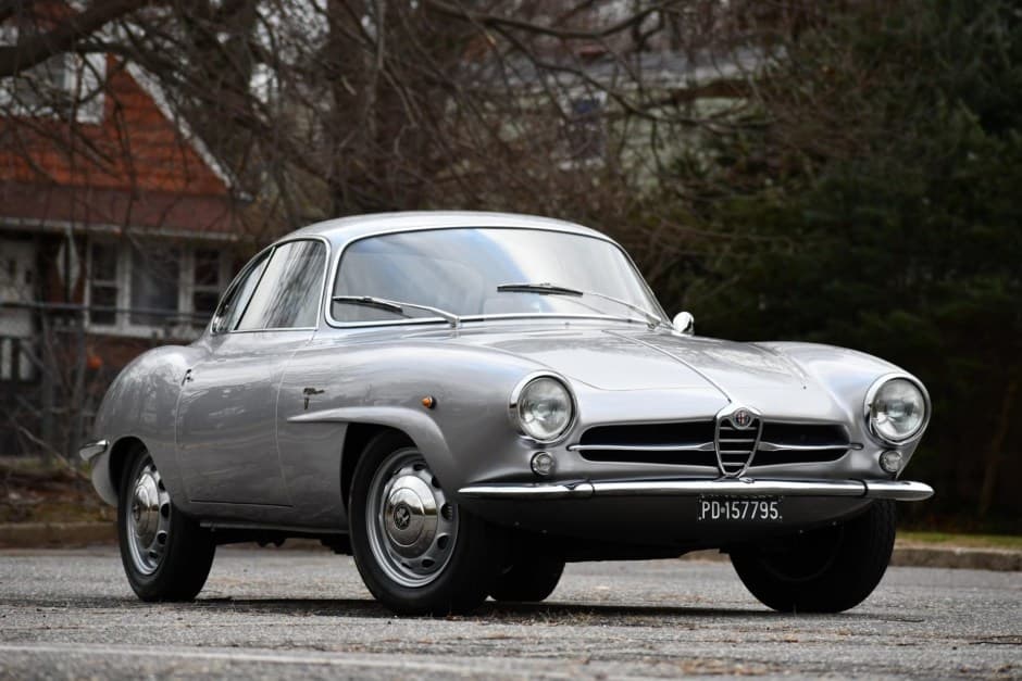 1962 Alfa Romeo Sprint Speciale sold for $90,000