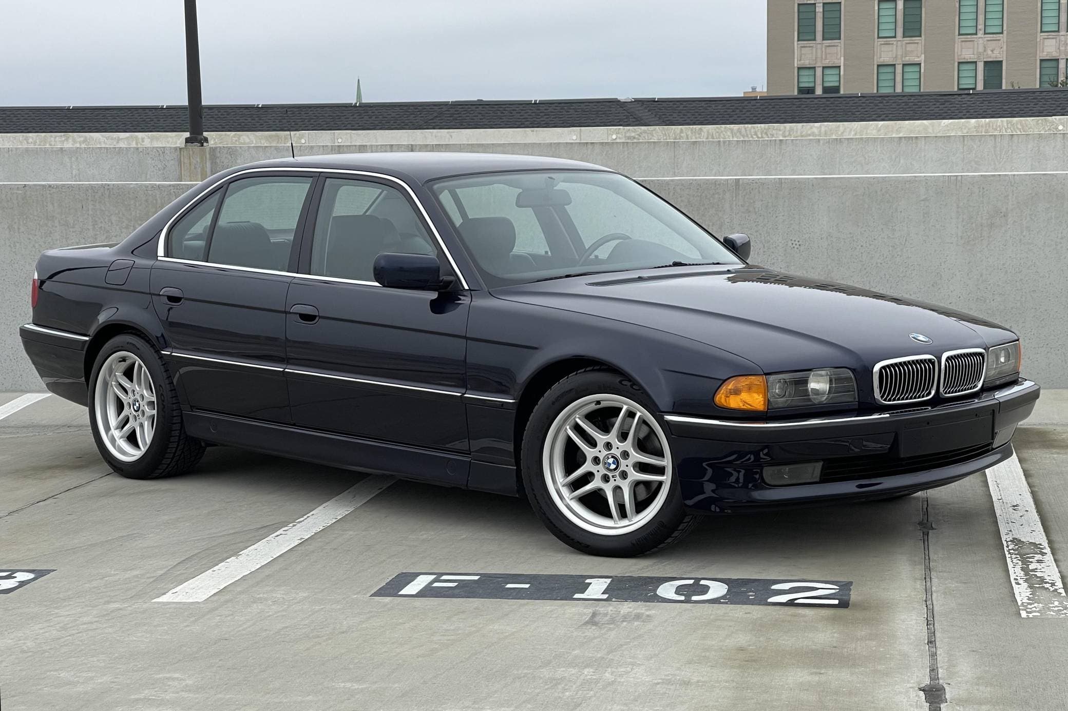 1996 BMW 7 Series sold for $12,250
