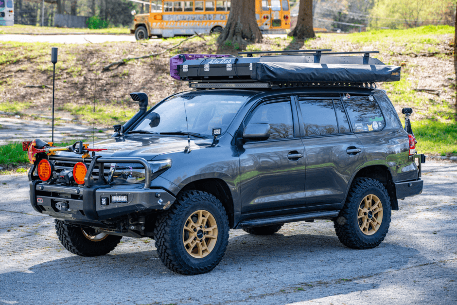2011 Toyota Land Cruiser 200-Series sold for $47,750
