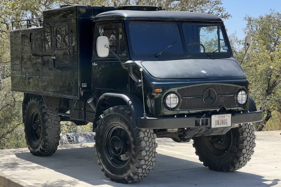 1965 Mercedes-Benz Unimog sold for $26,000
