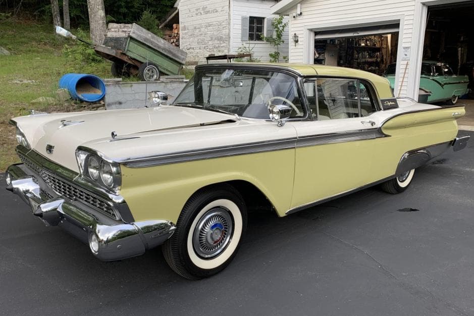 1959 Ford Galaxie sold for $35,500