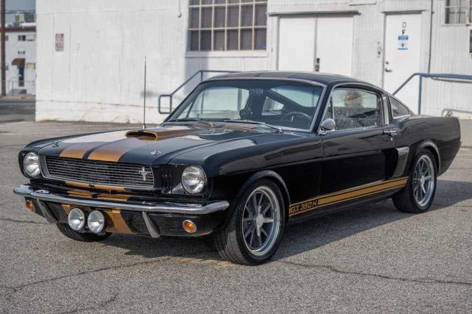 1966 Shelby Mustang GT350 & GT500 sold for $130,000
