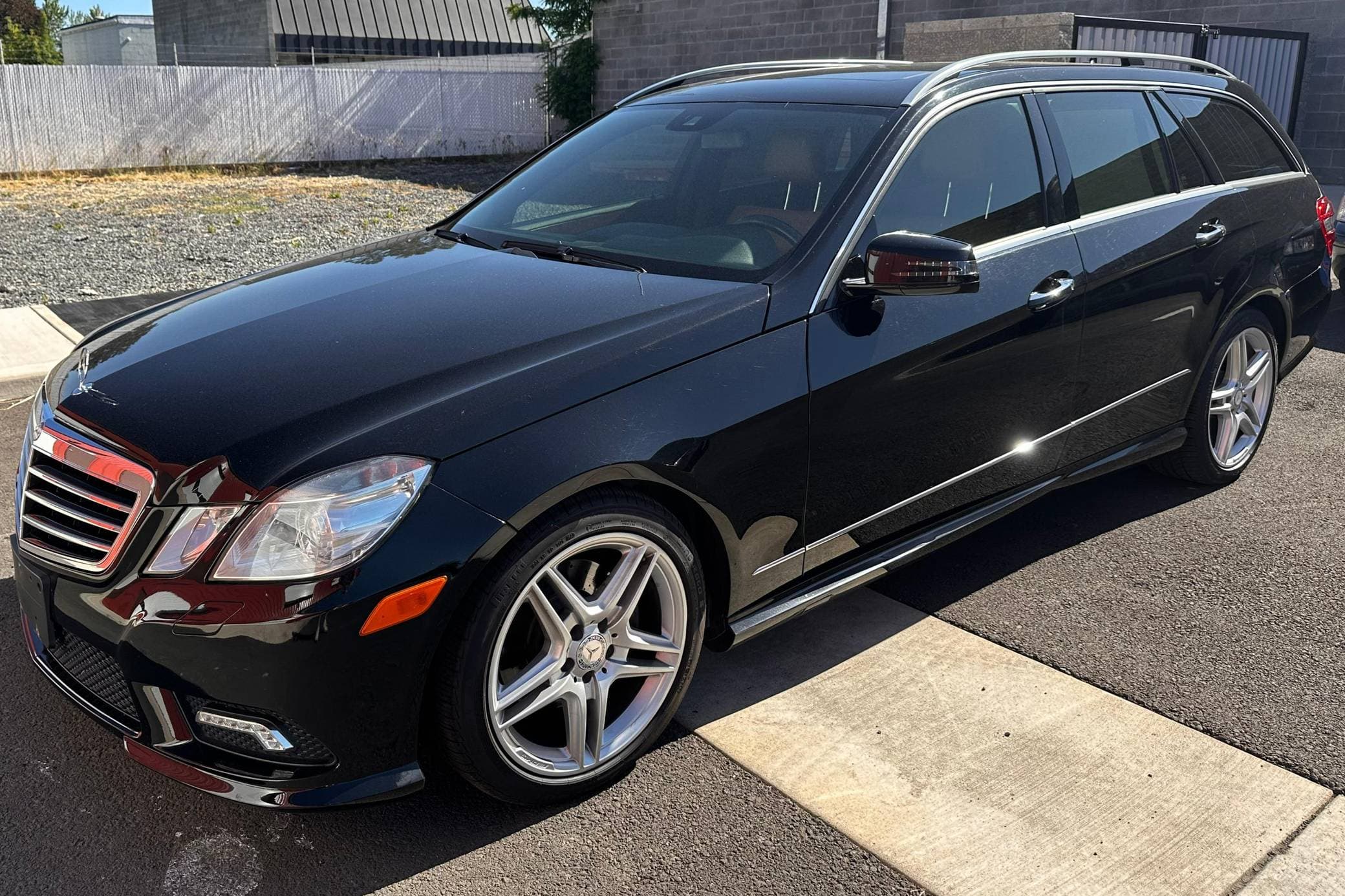 2011 Mercedes-Benz E-Class sold for $9,500
