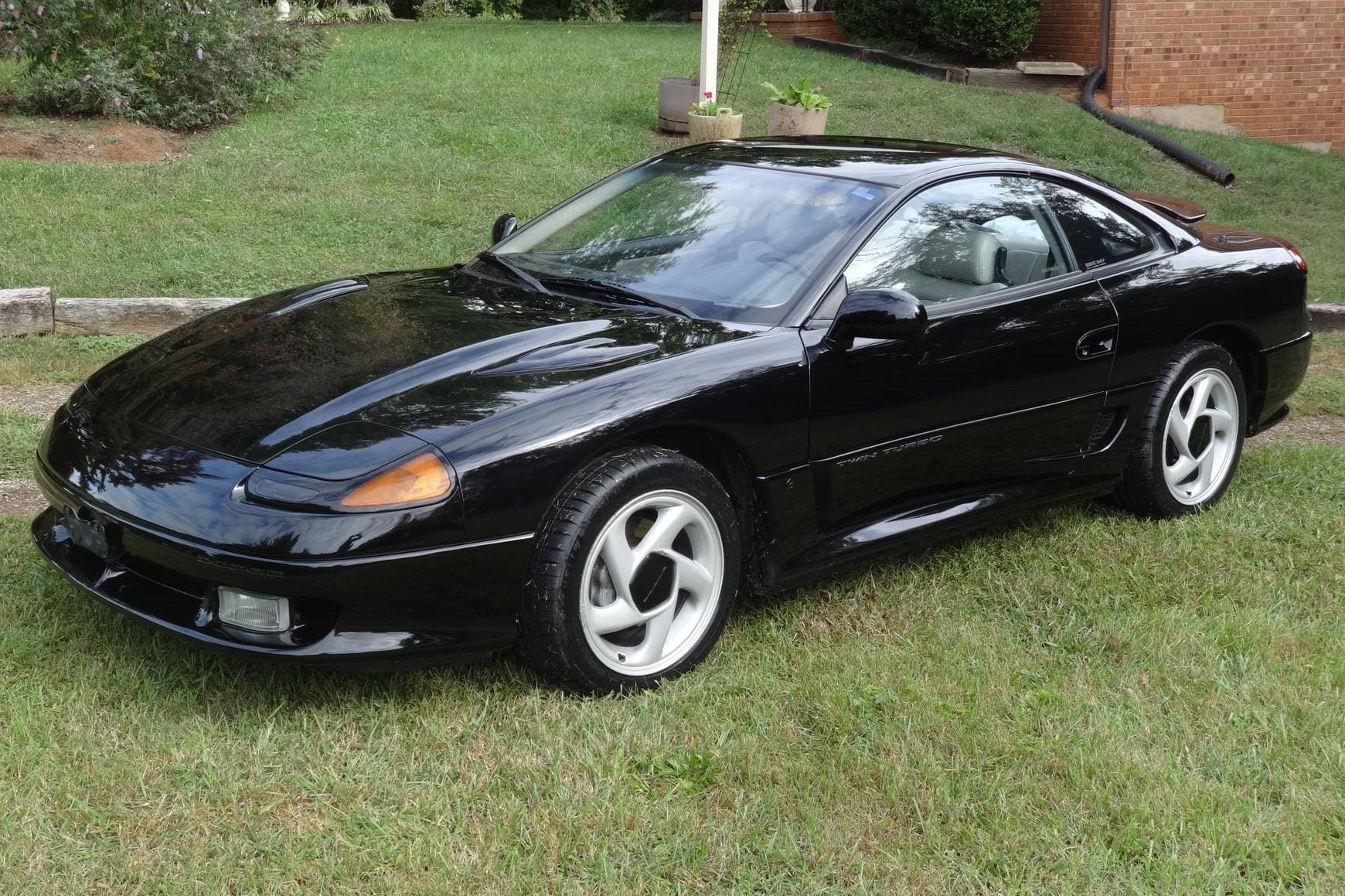 1992 Dodge Stealth sold for $13,000