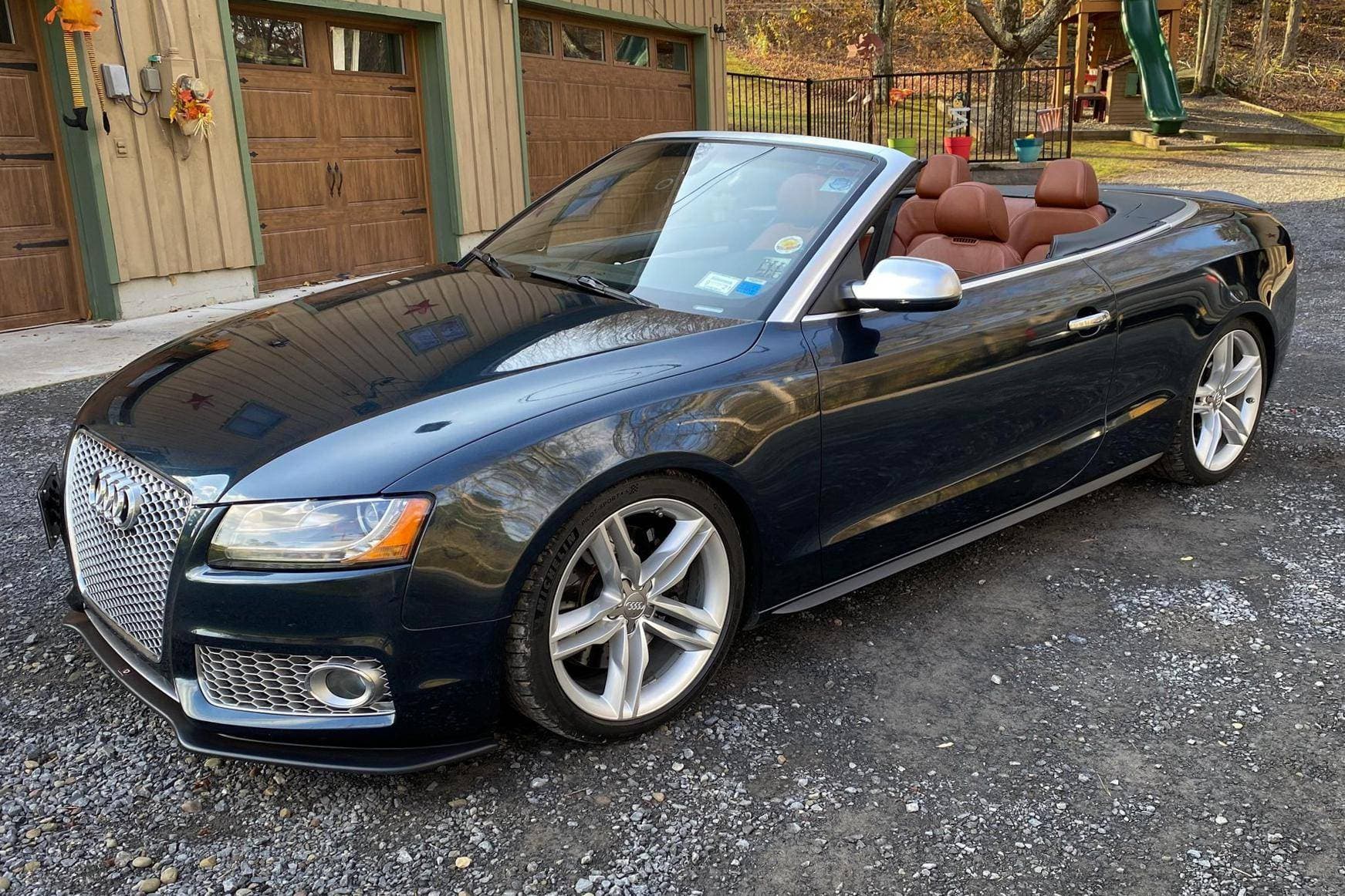 2011 Audi S5 sold for $16,600