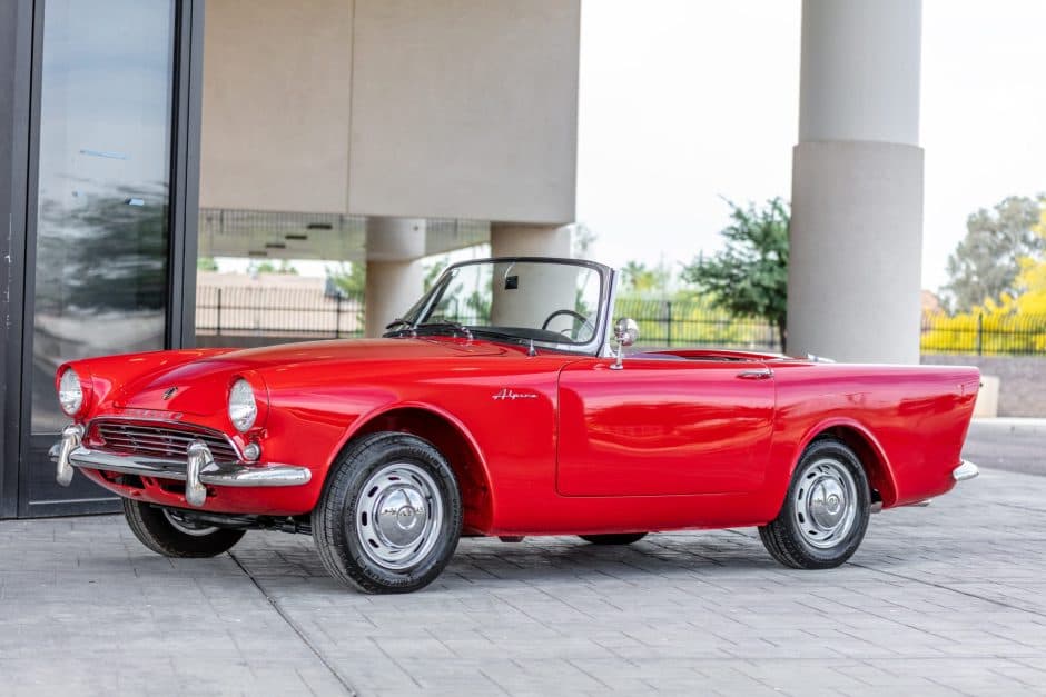 1962 Sunbeam Alpine sold for $21,351