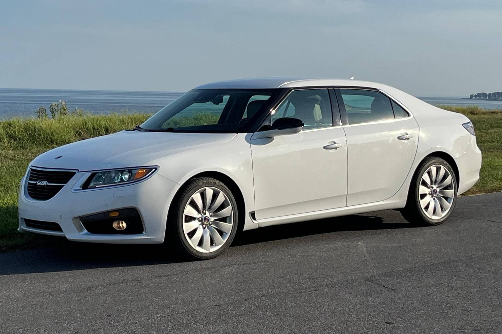 2010 Saab 9-5 sold for $15,500