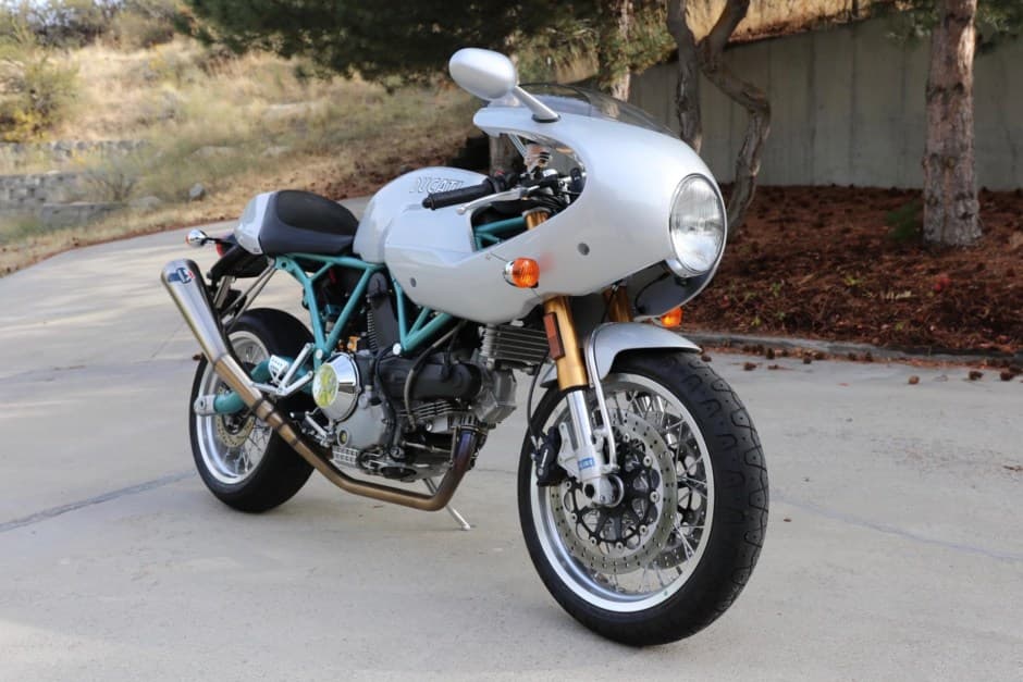 Ducati Paul Smart 1000 LE classic car