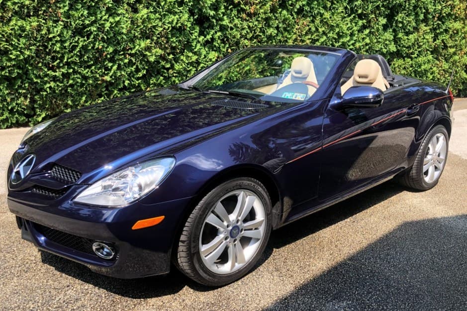 2010 Mercedes-Benz SLK-Class sold for $26,555