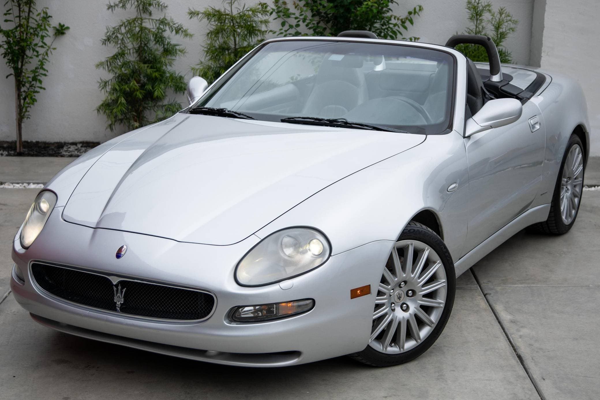 2002 Maserati Spyder sold for $12,500