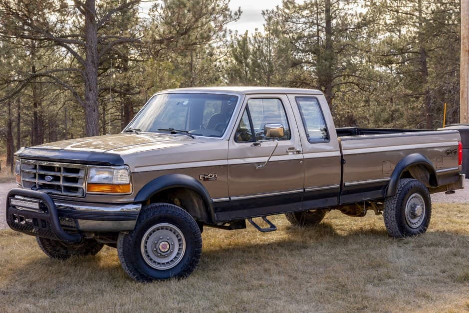 1992 Ford F-Series 1992-1997 sold for $15,001