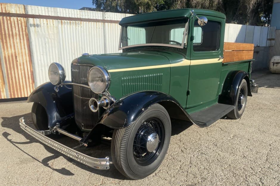 1932 Ford Pickup 1932-1934 & sold for $23,000