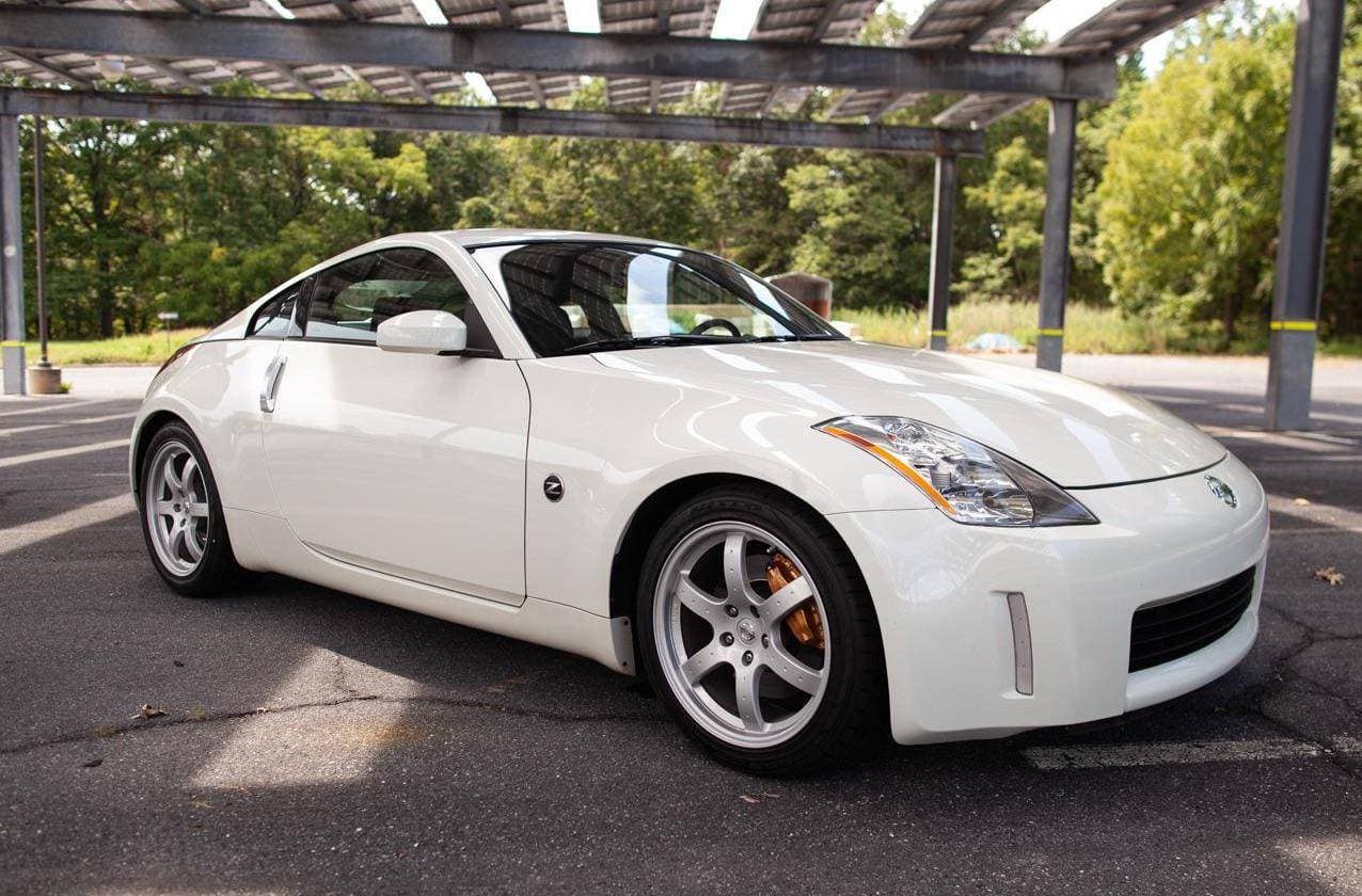 2003 Nissan 350Z sold for $12,500