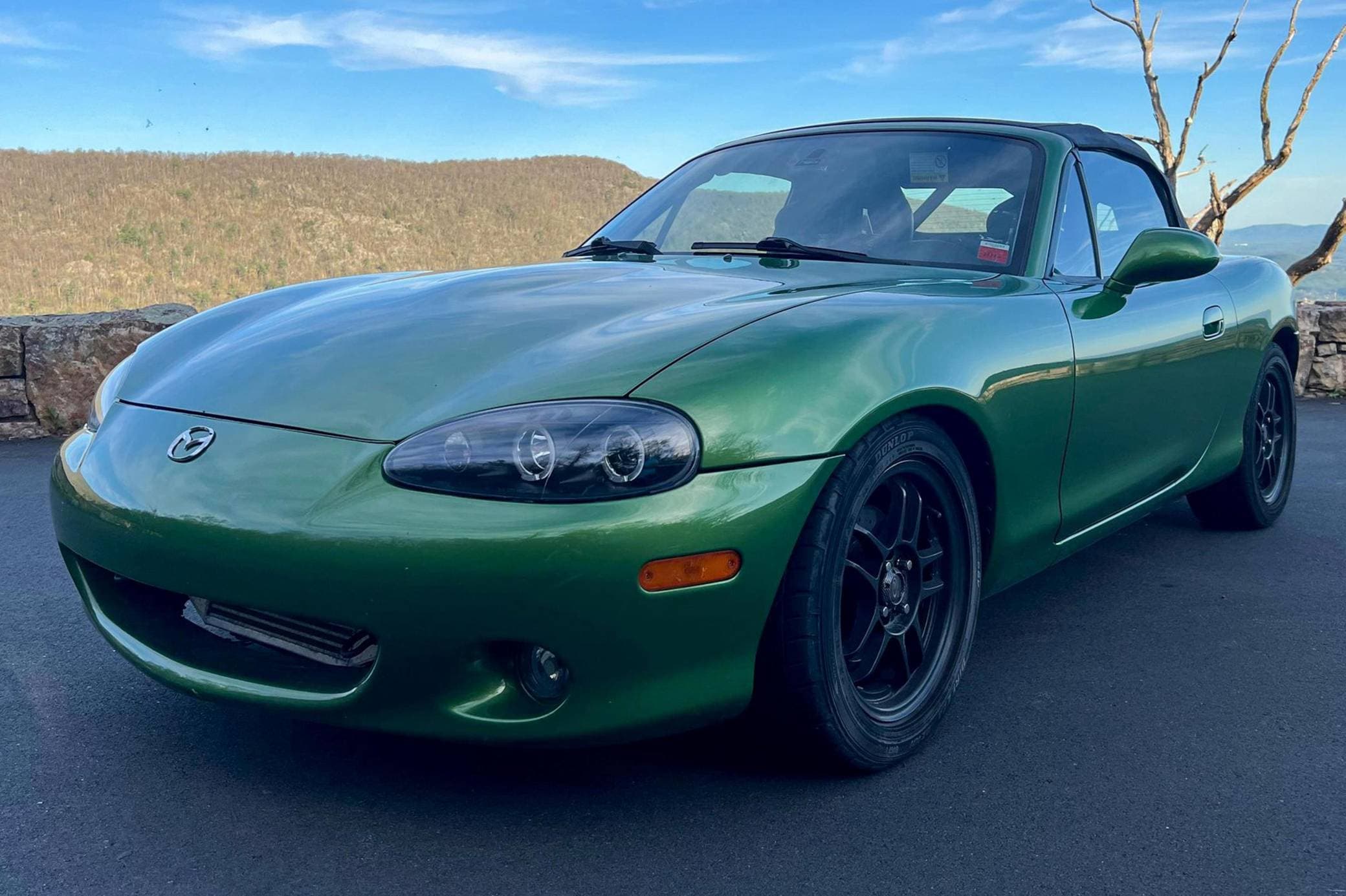 2002 Mazda NB Miata sold for $7,600