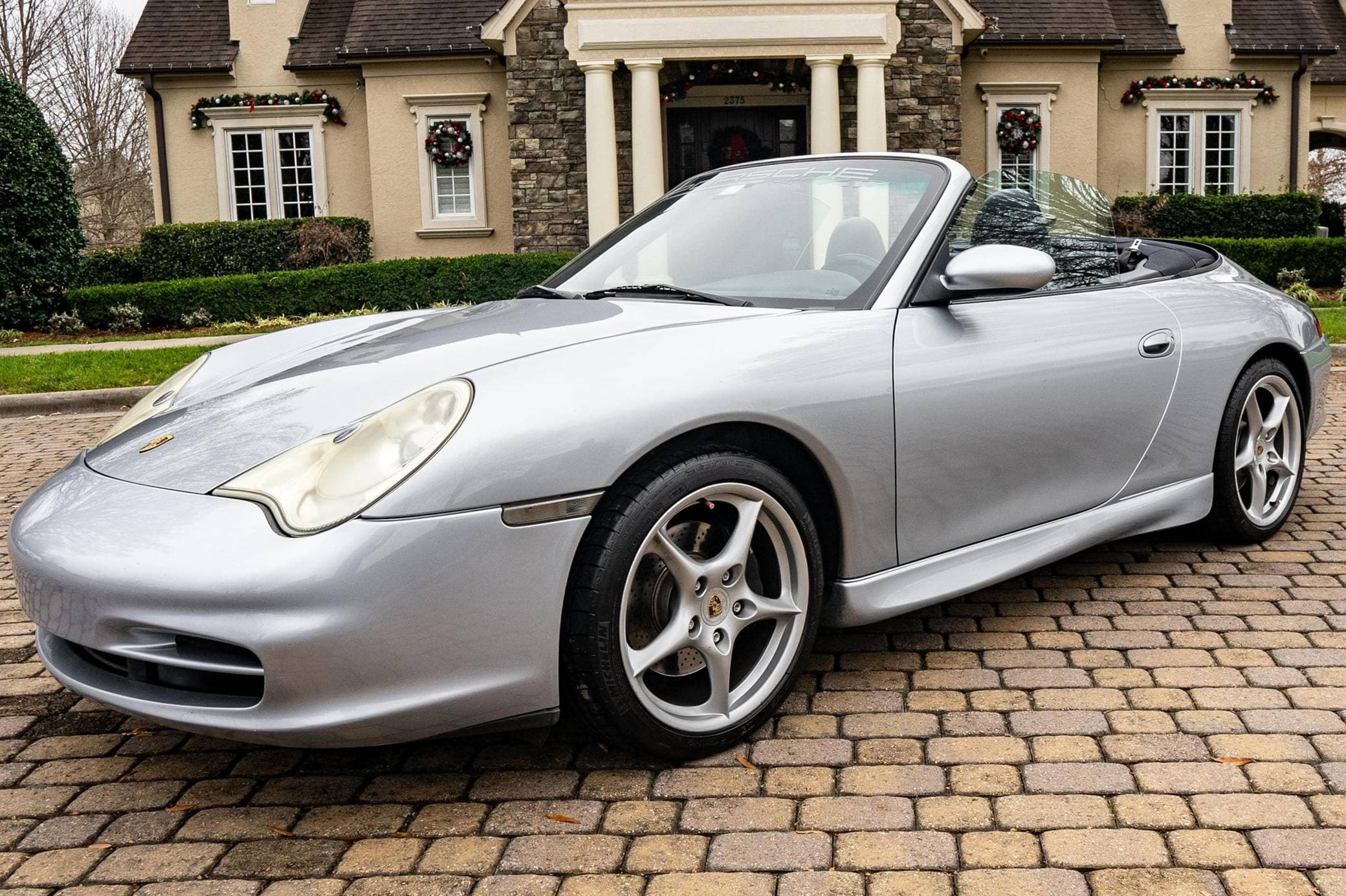 2004 Porsche 996 911 sold for $20,000