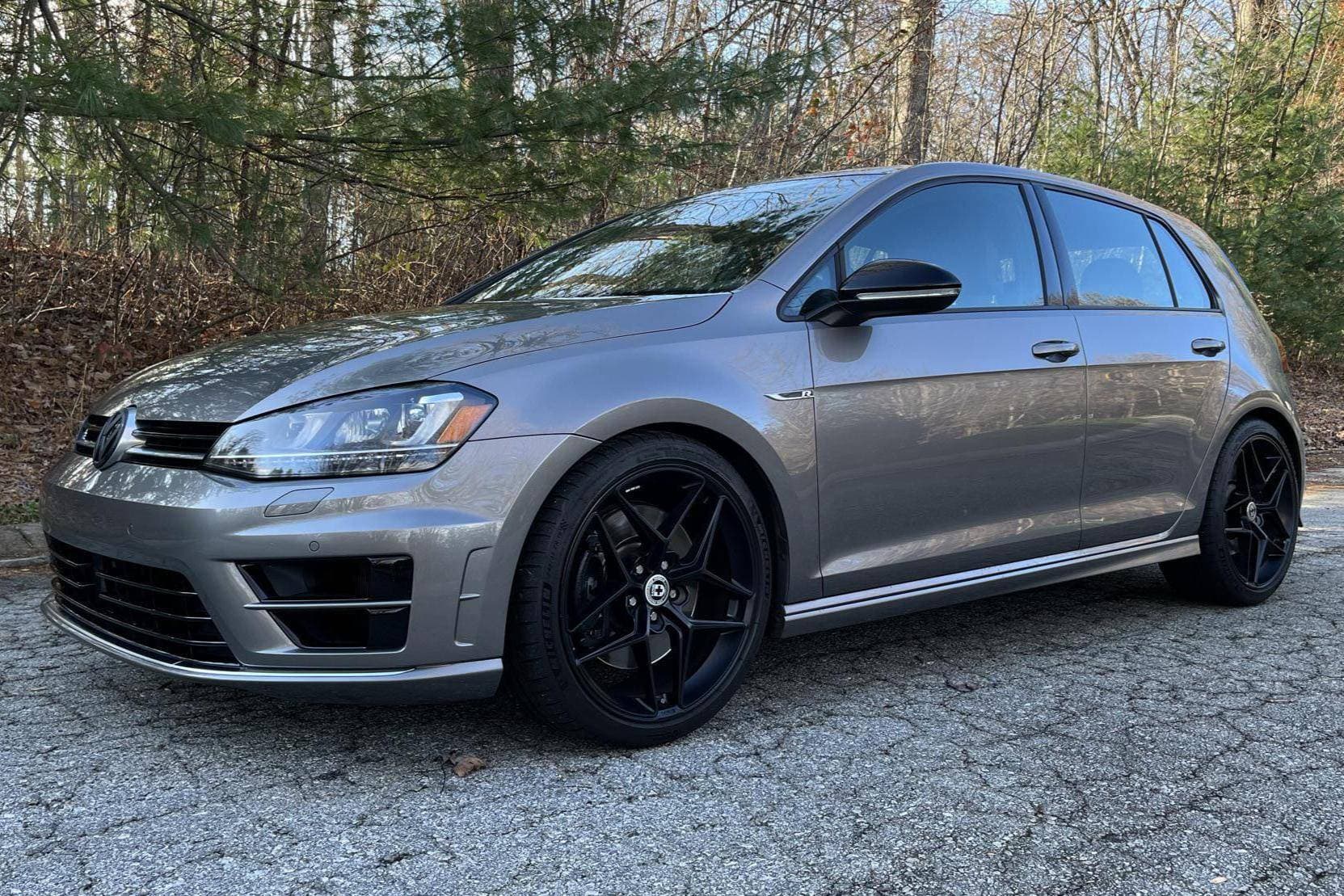 2016 Volkswagen Golf R sold for $28,069