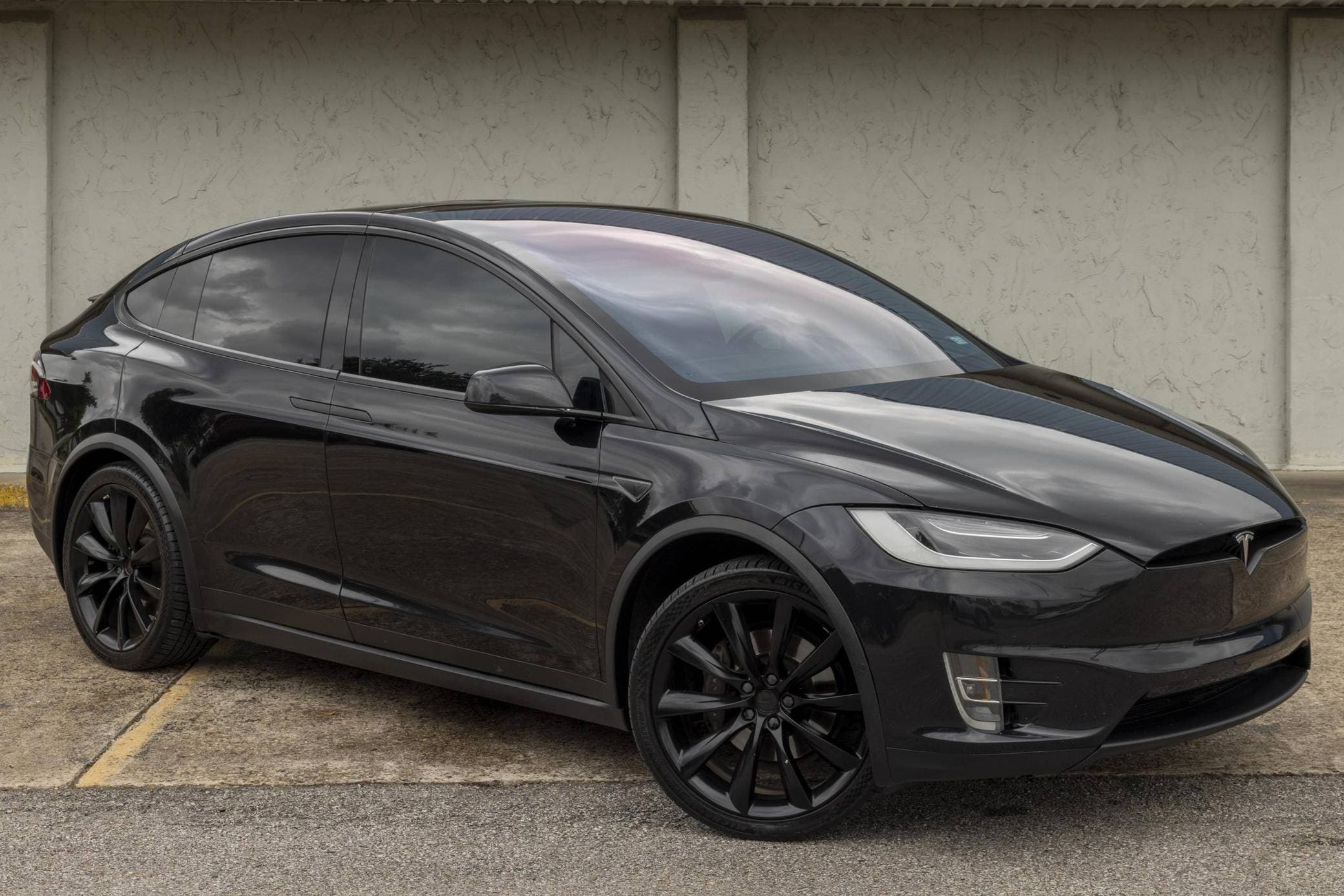 2016 Tesla Model X sold for $30,000