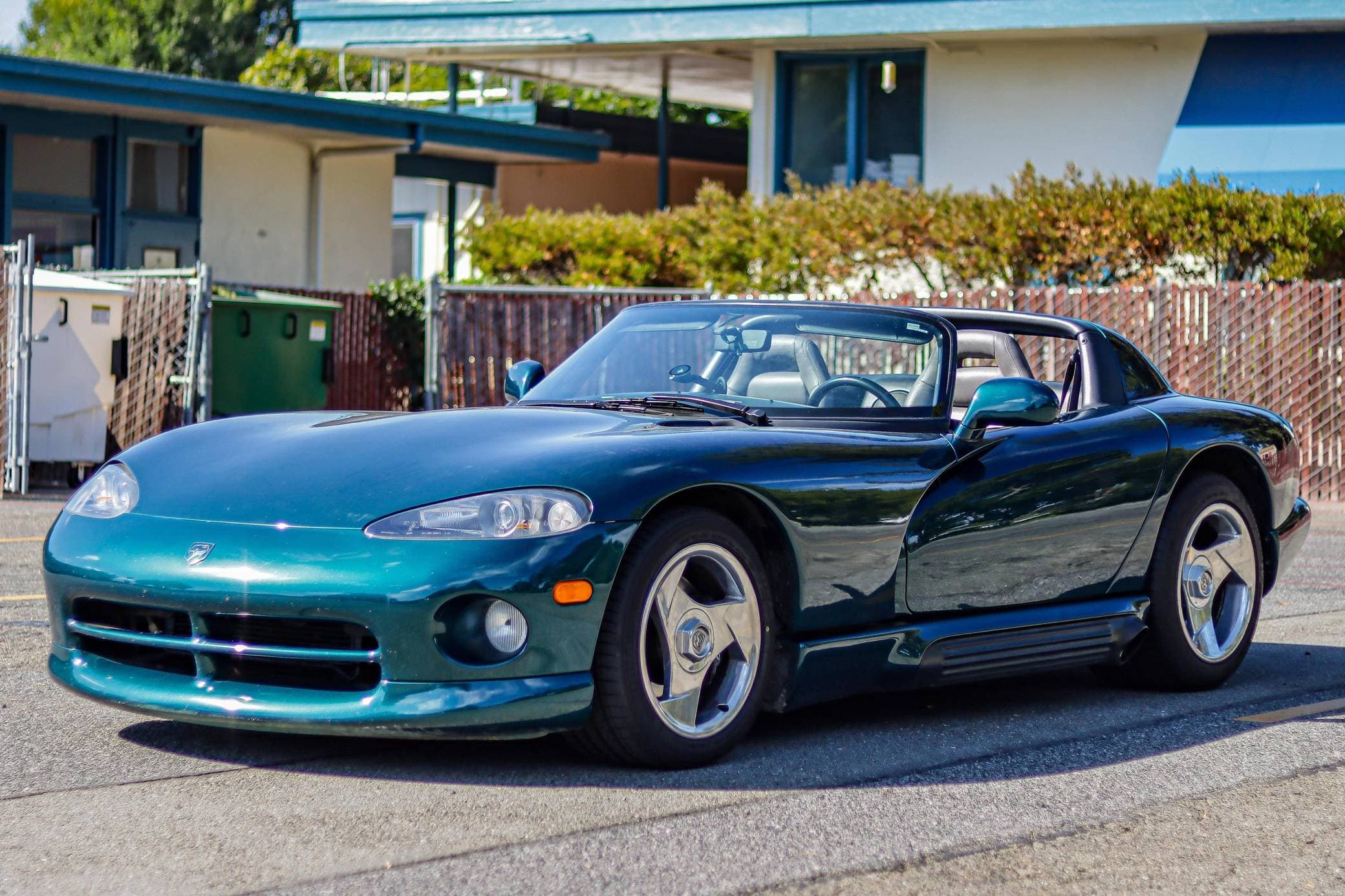 1995 Dodge Viper sold for $29,500