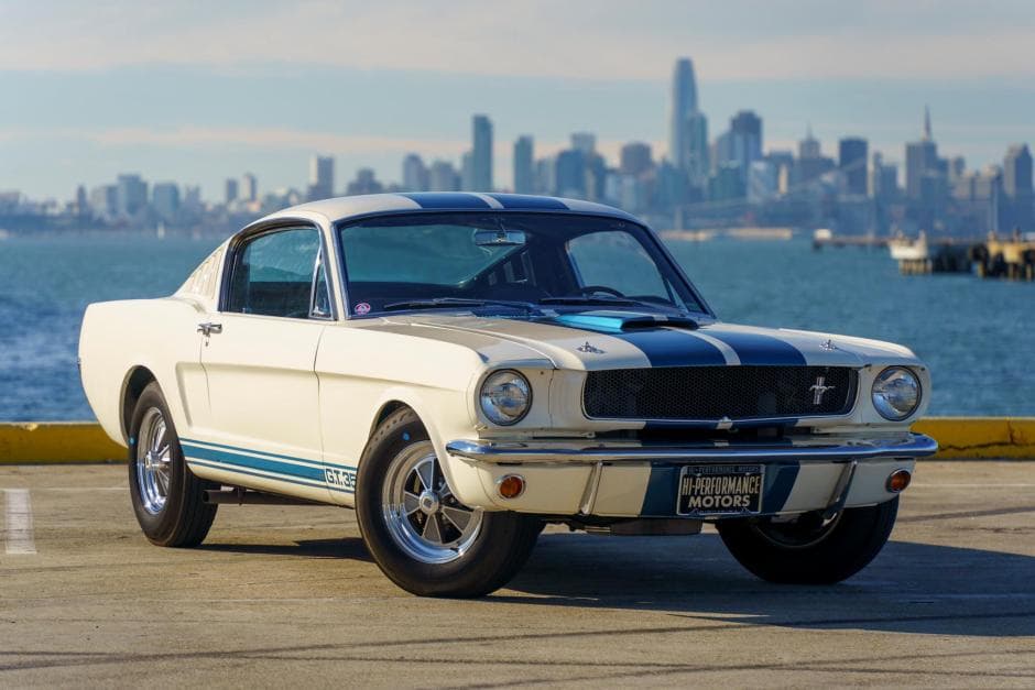 1965 Shelby Mustang GT350 & GT500 sold for $450,000
