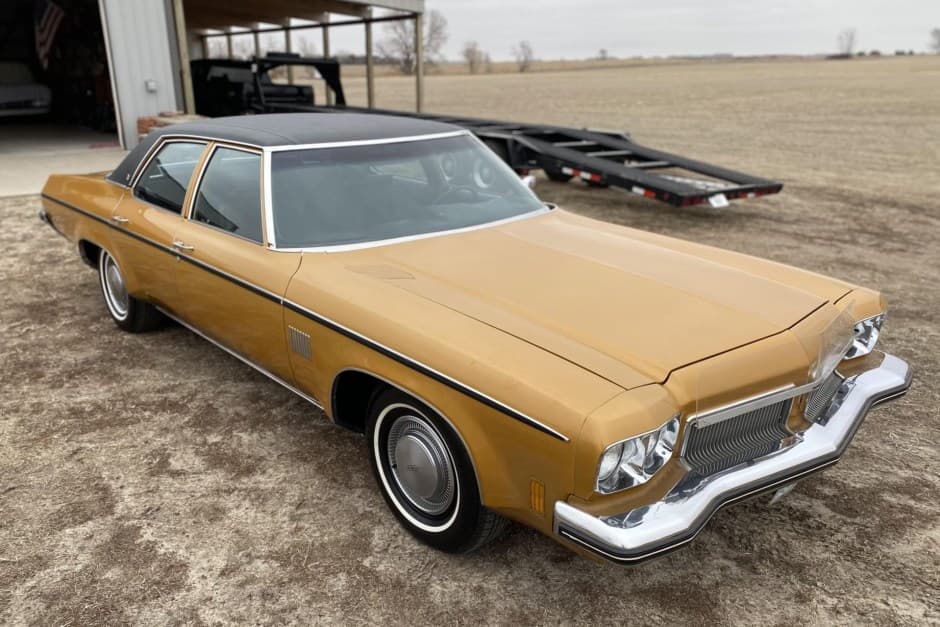 1973 Oldsmobile 88 sold for $7,300