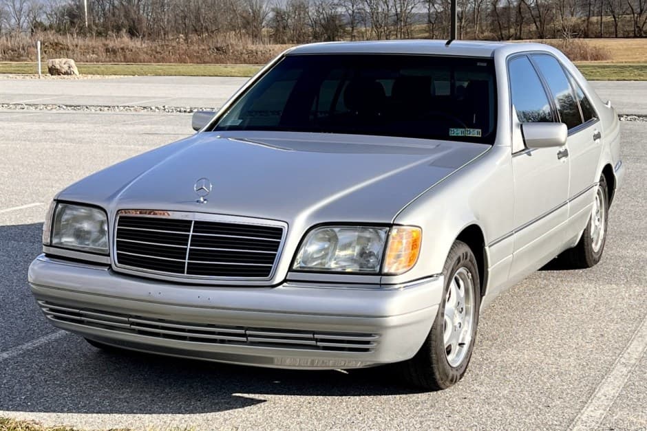 1998 Mercedes-Benz W140 S-Class sold for $9,500