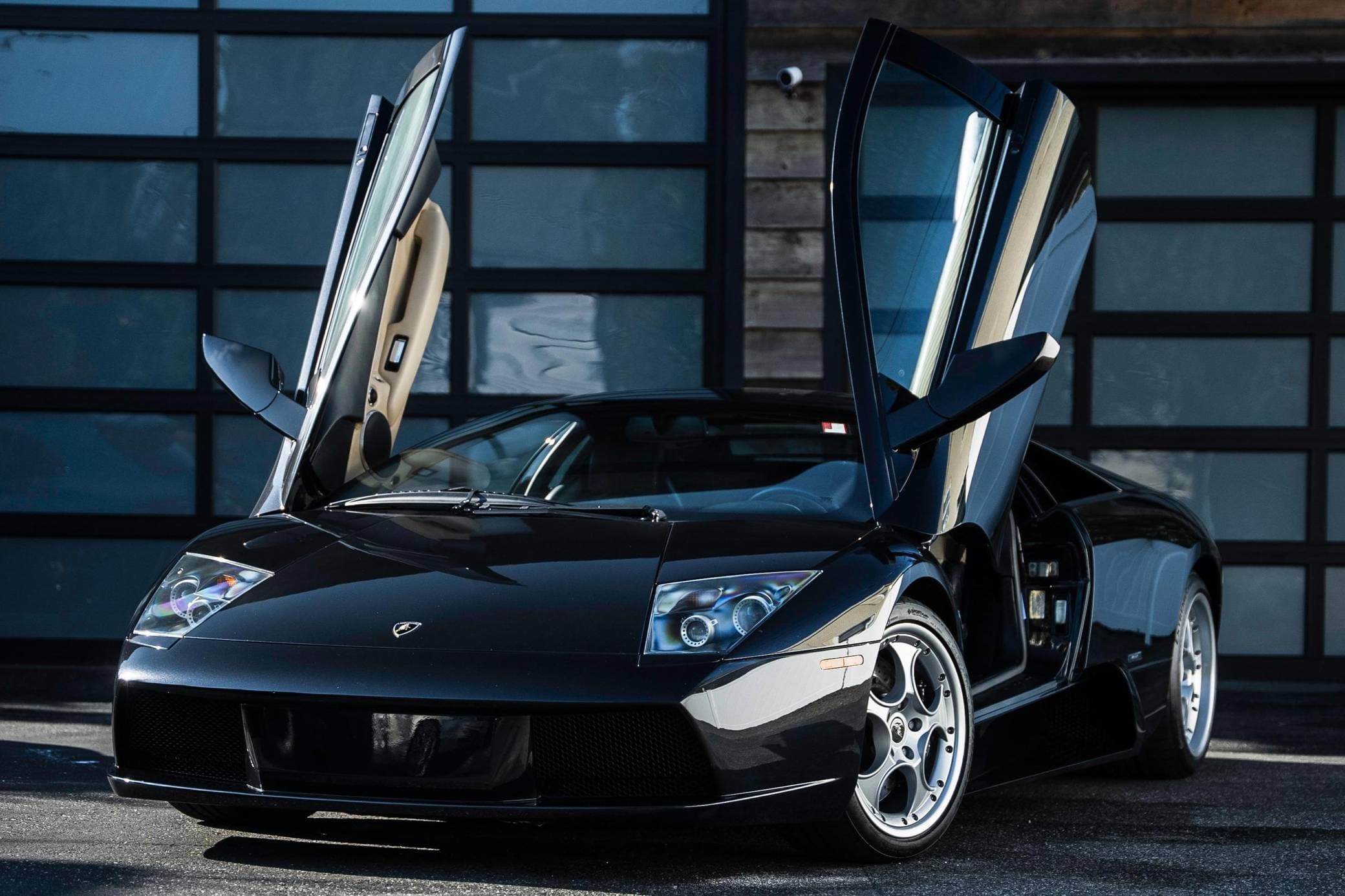 2002 Lamborghini Murcielago sold for $300,000