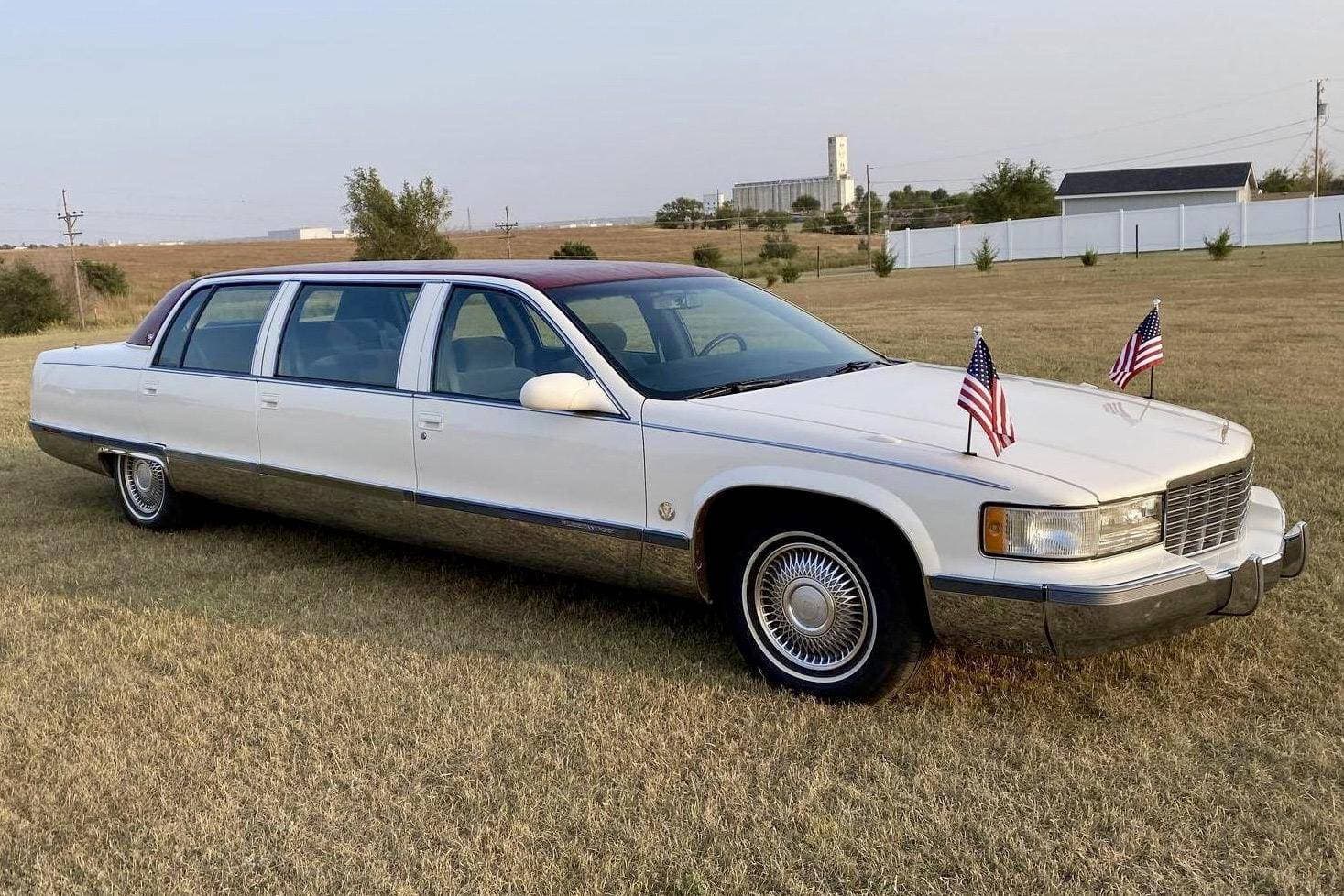 1996 Cadillac Fleetwood sold for $3,500