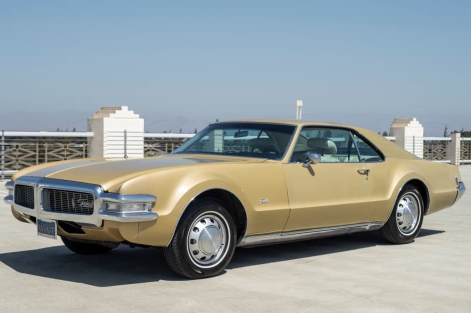1969 Oldsmobile Toronado sold for $13,000