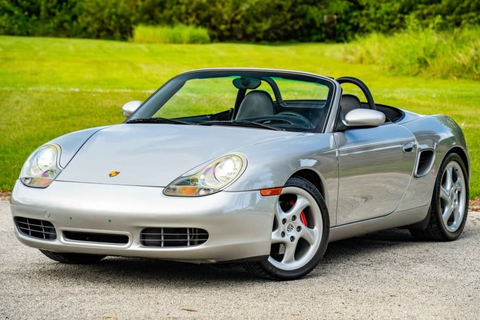 2001 Porsche 986 Boxster sold for $20,750