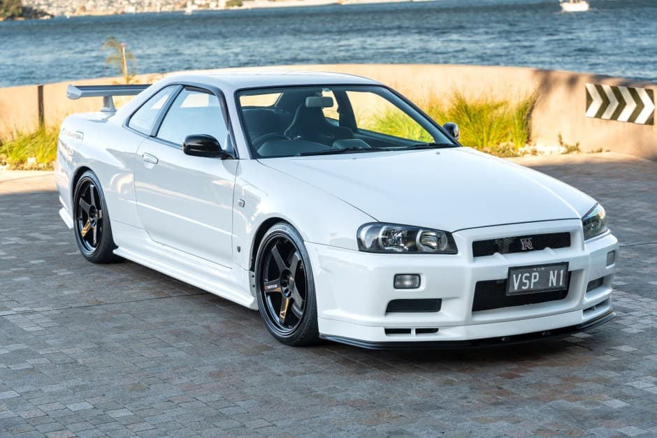 2000 Nissan R34 Skyline sold for $325,000