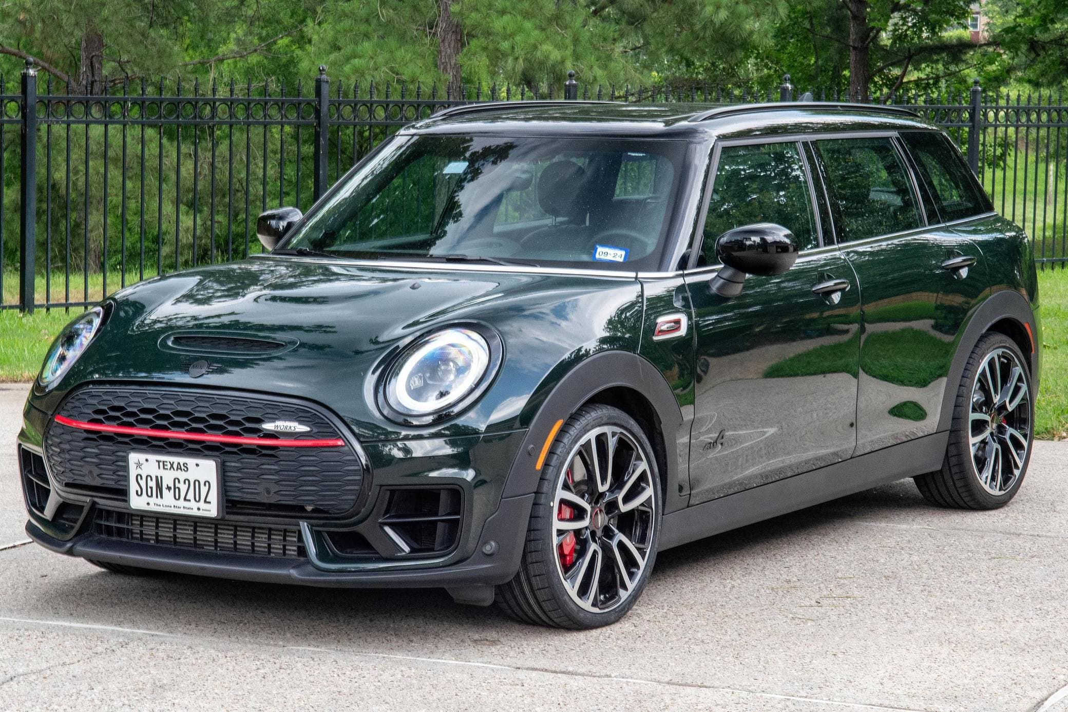 2023 MINI Cooper Clubman sold for $36,000