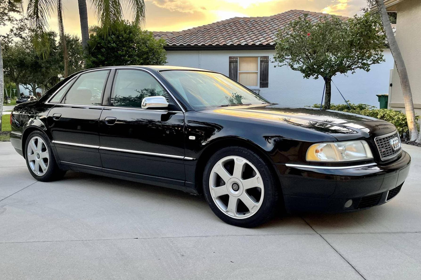2002 Audi S8 sold for $6,750