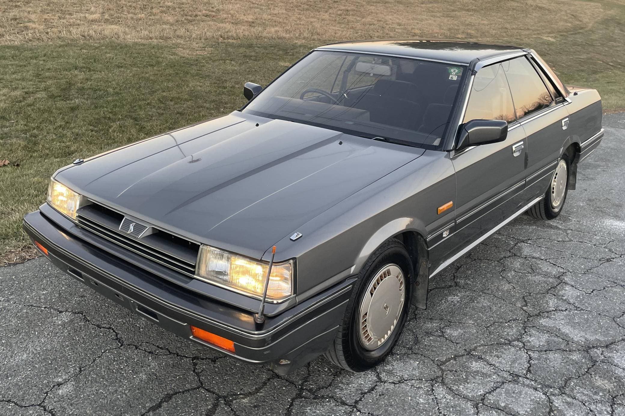 1987 Nissan R31 Skyline sold for $7,800