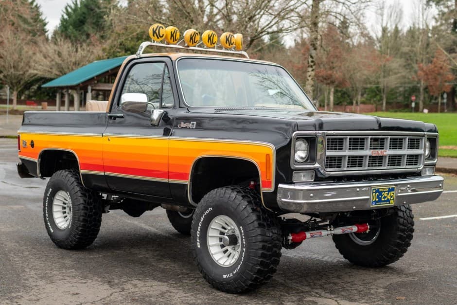 1977 GMC Jimmy (1973-1991) sold for $27,250