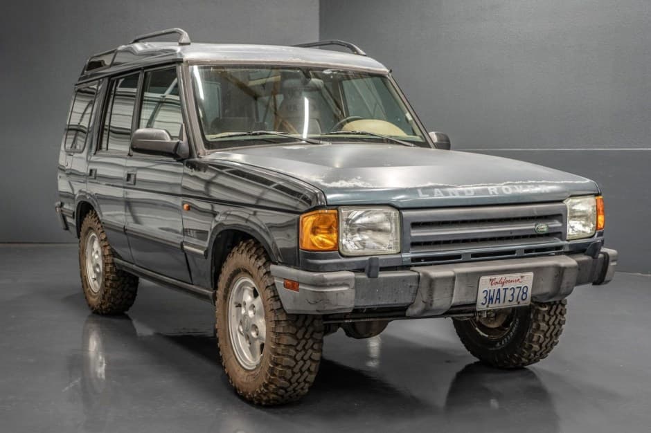 1997 Land Rover Discovery sold for $11,000