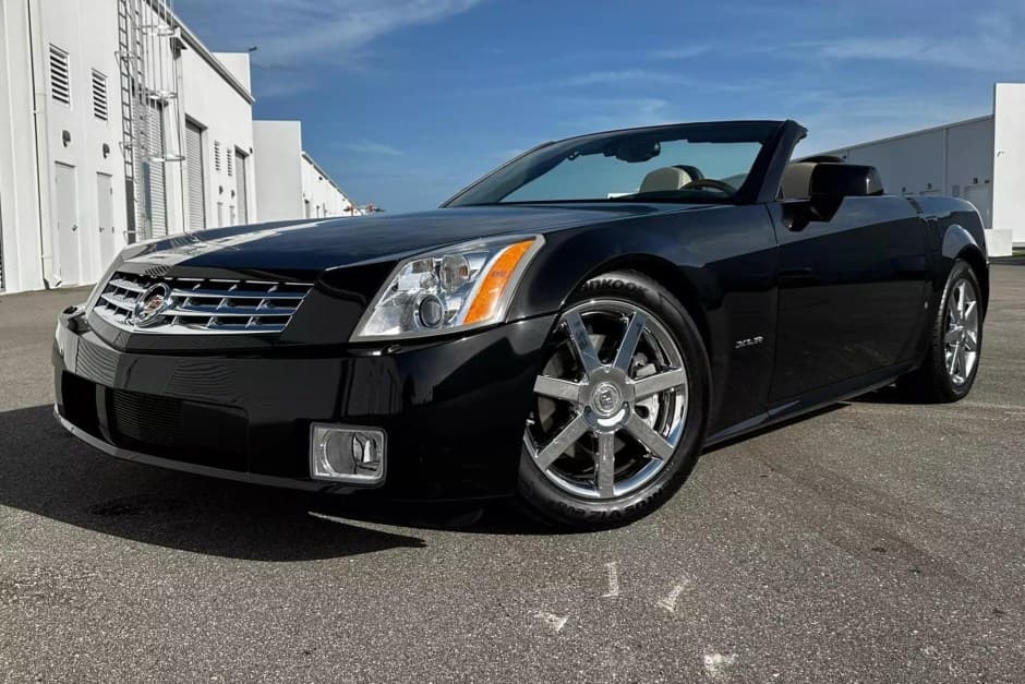 2006 Cadillac XLR sold for $25,300