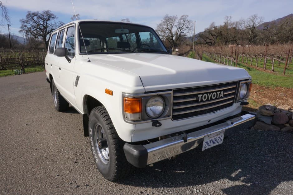 1987 Toyota Land Cruiser 60-Series sold for $12,250