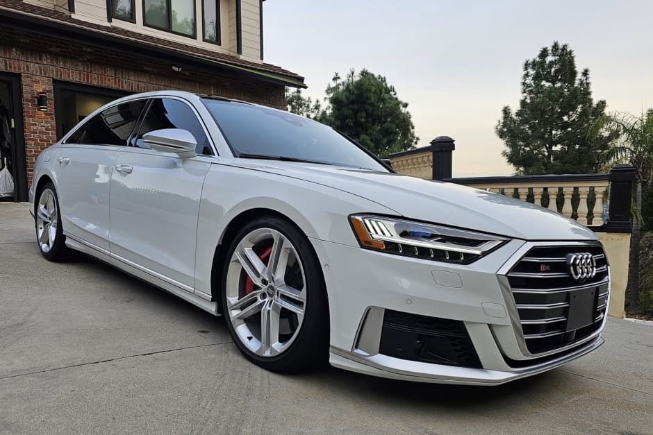 2020 Audi S8 sold for $66,500