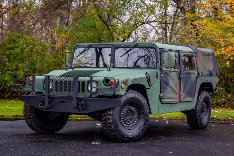 1986 Hummer HMMWV/Humvee sold for $23,750