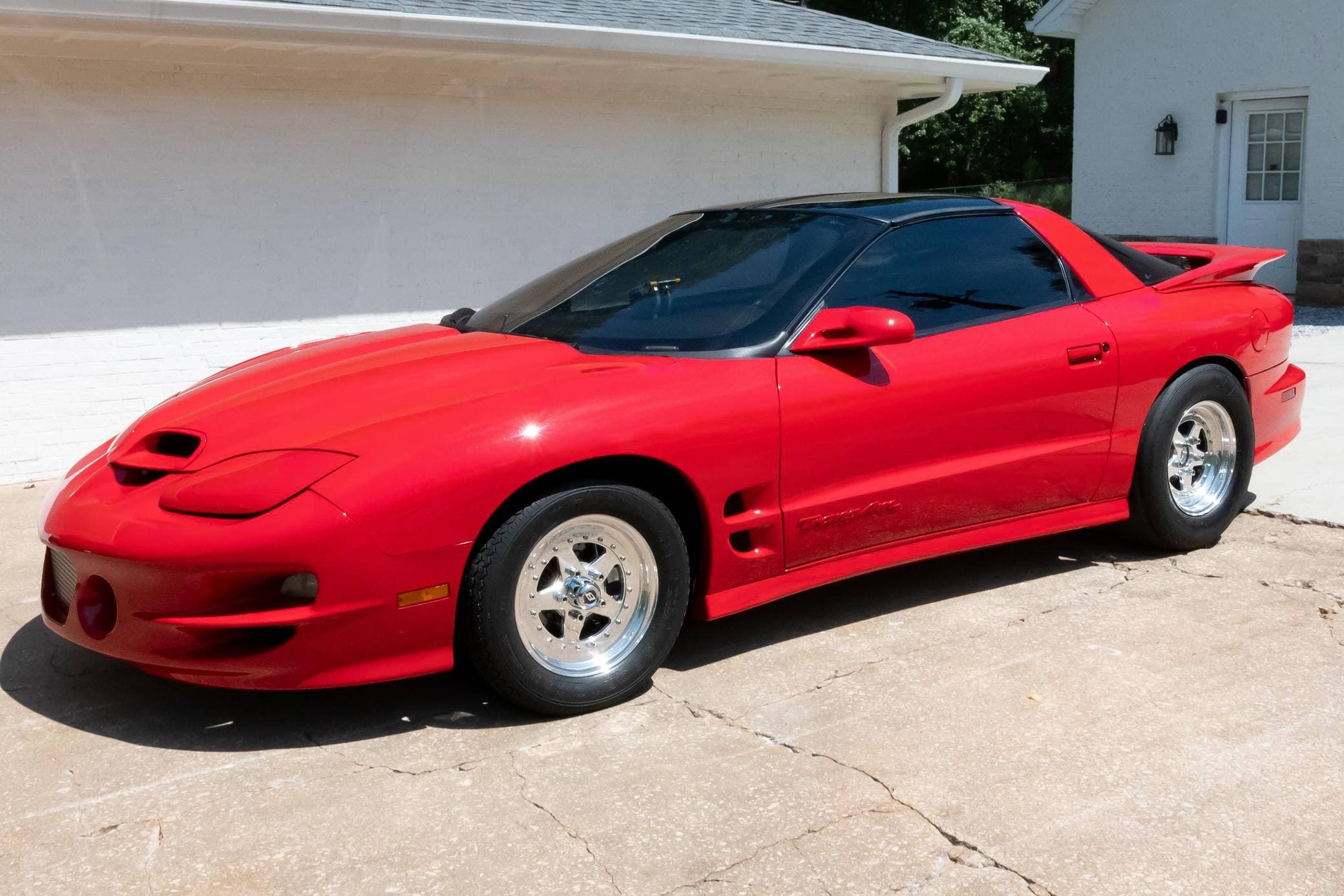 2000 Pontiac Firebird sold for $19,000