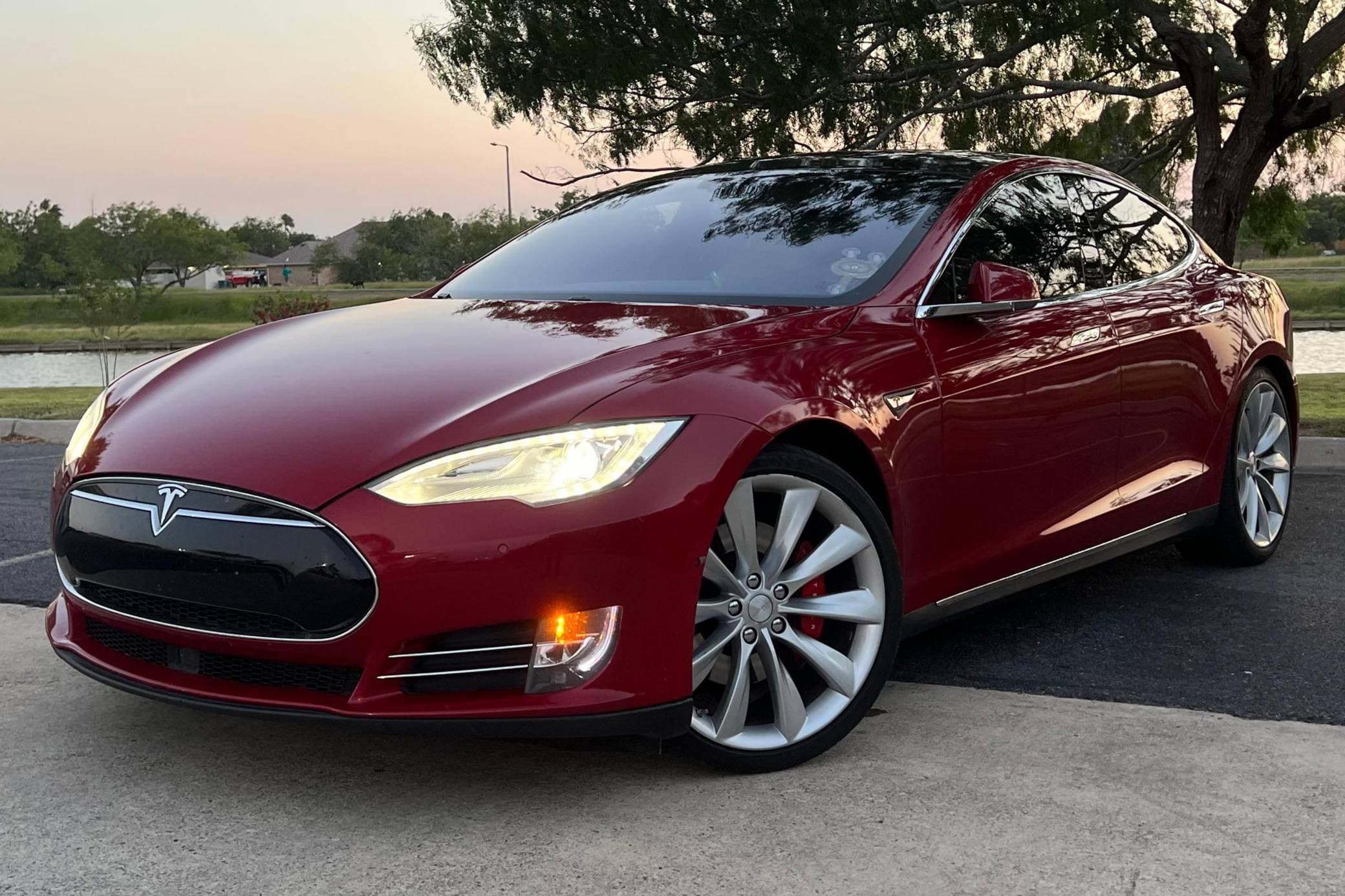 2015 Tesla Model S sold for $26,250