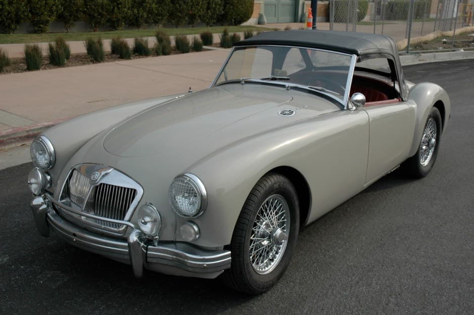 1962 MG MGA sold for $22,500