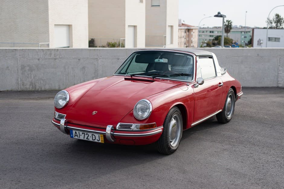 1968 Porsche 912 sold for $70,100