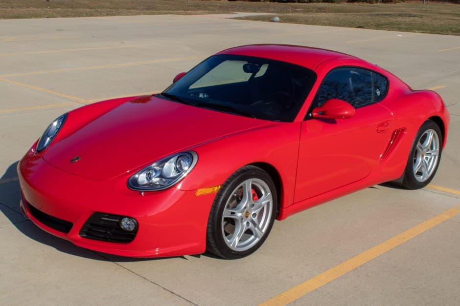 2009 Porsche 987 Cayman sold for $47,000